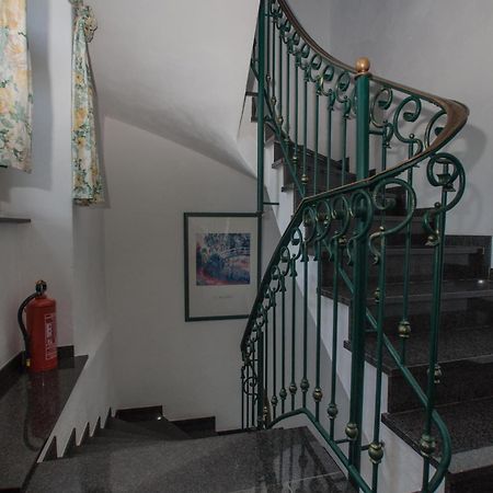 Moselland Hotel Im Enderttal Zum Onkel Willi Cochem Exteriör bild